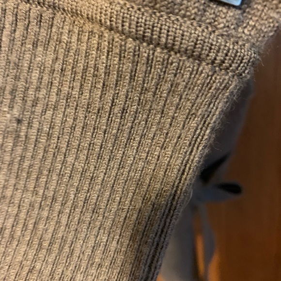 TH 100% wool cardigan wrap - Picture 8 of 12